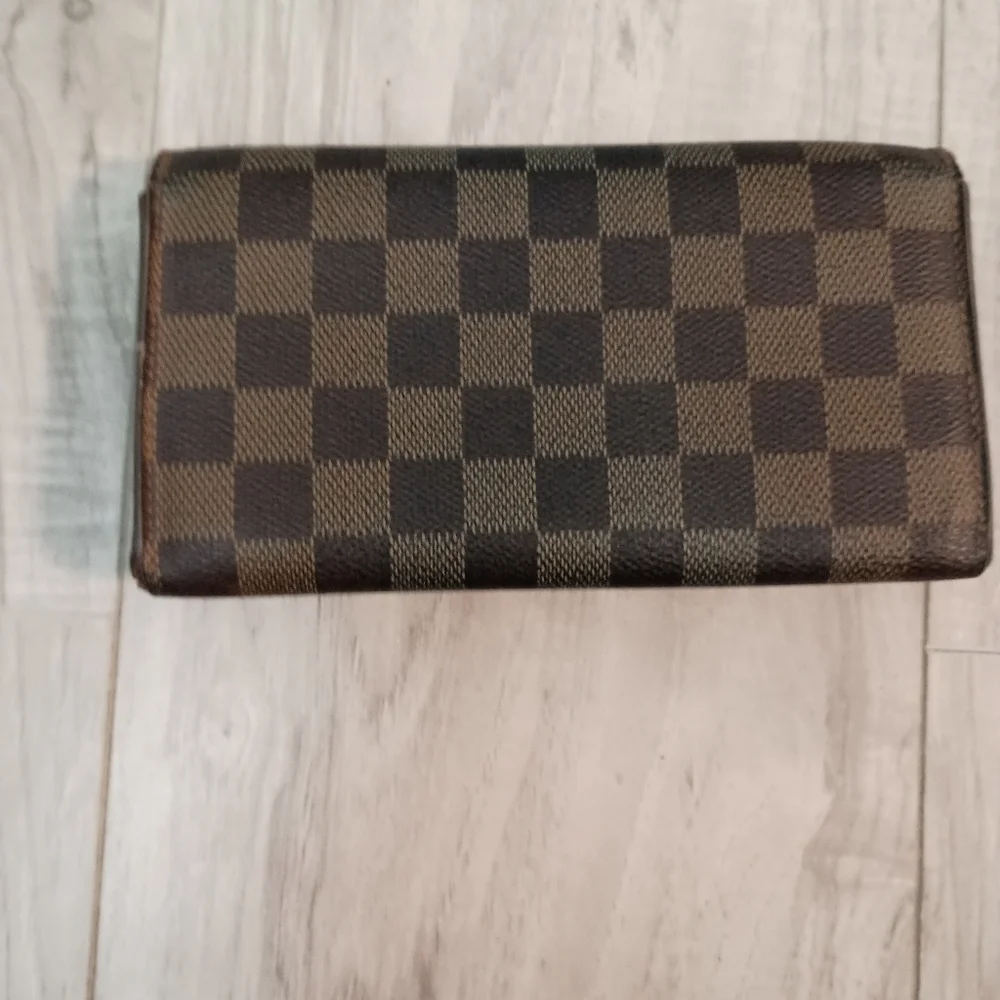 Authentic Louis Vuitton Damier Ebene Coated Canvas Leather Sarah Long Wallet